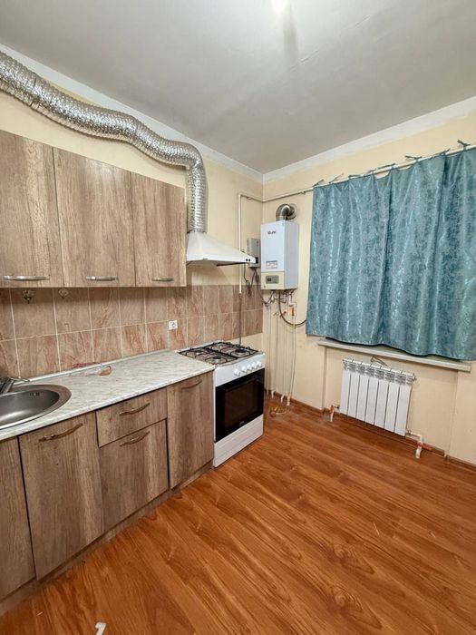 Сергели 8 худуд 2/4/7, 66 квадрат гост ремонт уй срочно сотилади