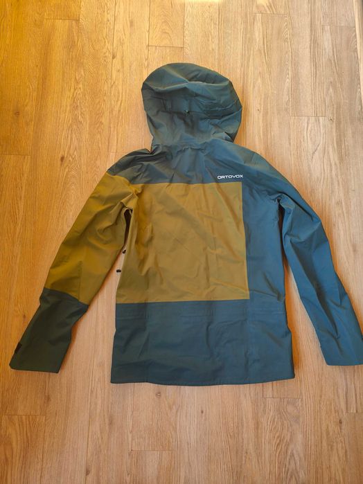 Geaca Schi Barbati Ortovox Dermizax Marime M