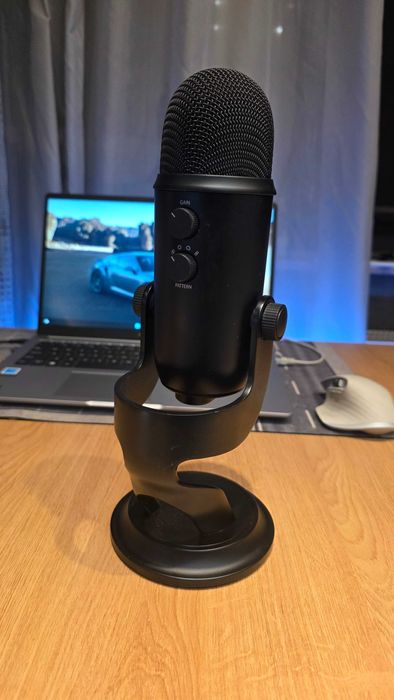 Logitech Blue Yeti USB Blackout