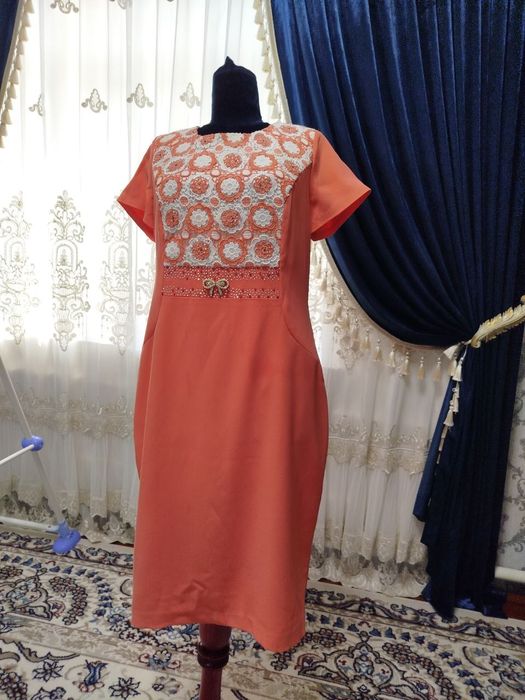 Kastyum yubka 3 ta kiyim  250 ming