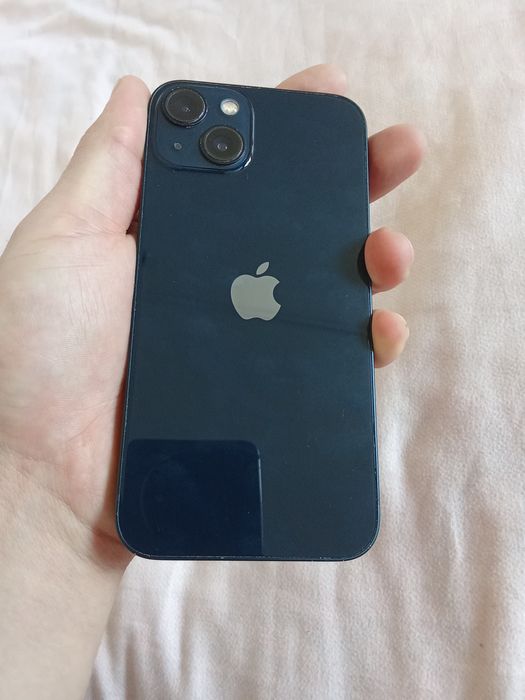 iPhone 13 темно-синий