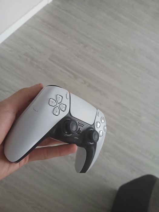 PlayStation 5 Slim • 1TB • + Controller + Jocuri • Second Hand • Stare Excelentă
Jocuri instalate