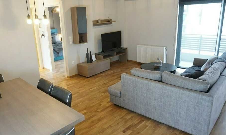 Дава се под наем Тристаен апартамент в Бургас, Изгрев - 95 кв.м за 270.3 € - Снимка #2