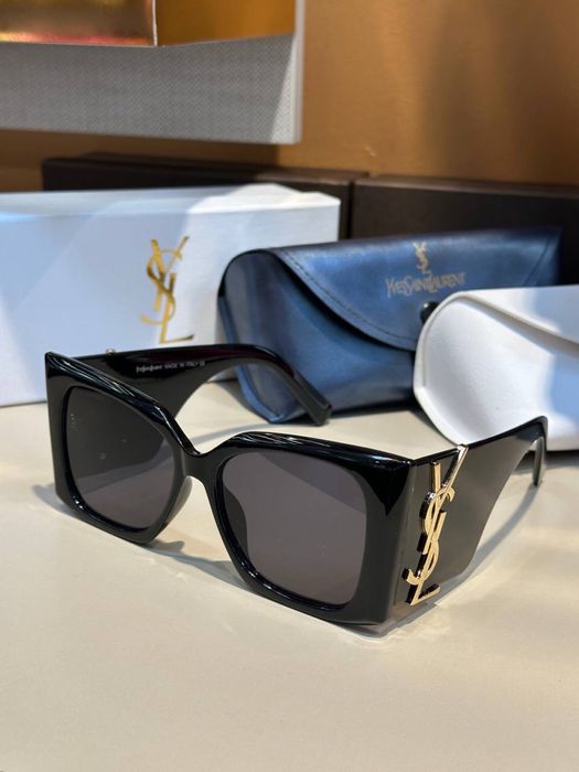 Ochelari Ysl noi