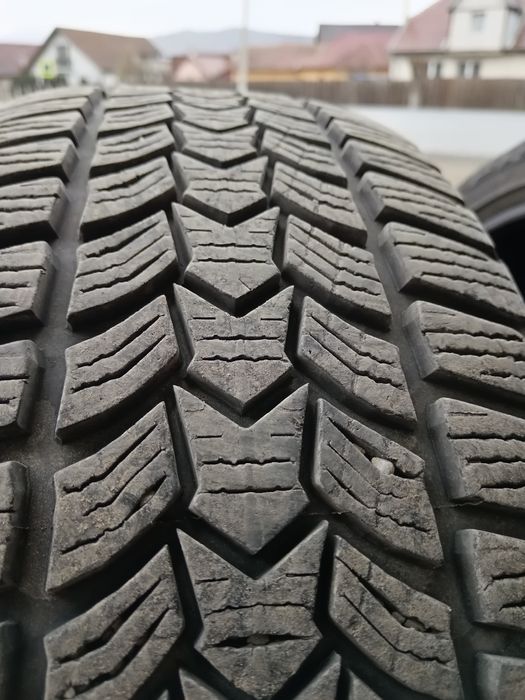 Anvelope Debica  215 55 R 17