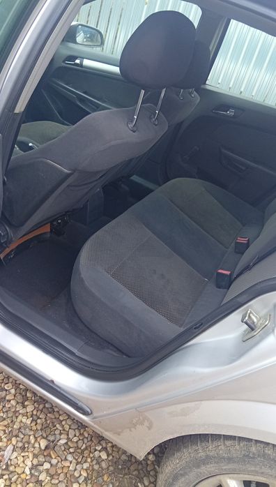 Vând Opel Astra H