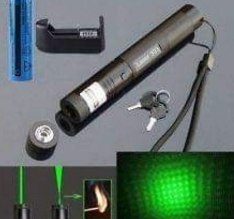 Мощно фенерче, зелен лазер със заключване