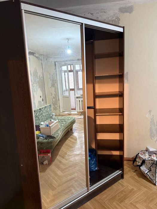 Продам шкаф купе