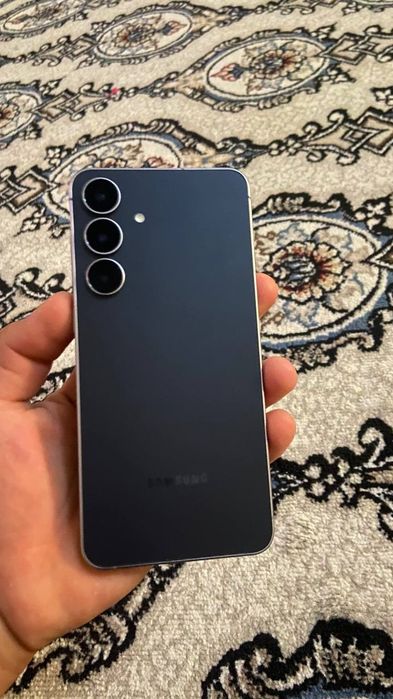 Samsung Galaxy S25 fe 8/128 yangi