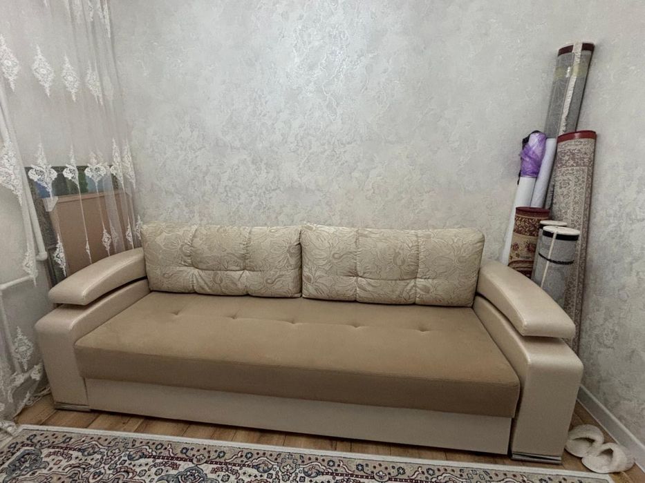 Продам диван в отличном состоянии