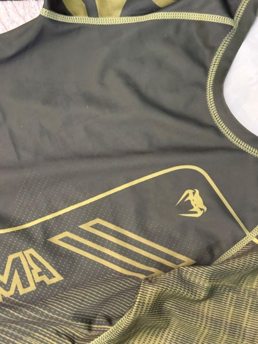 Продам детский рашгард Venum.До 8 лет.