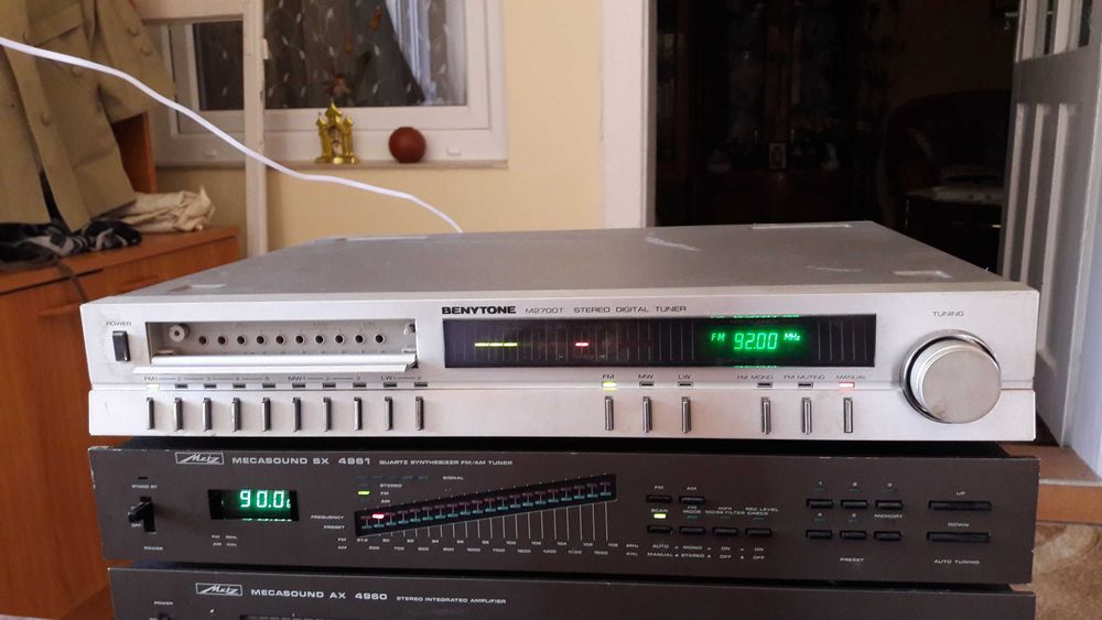 Benytone M2700T vintage tuner