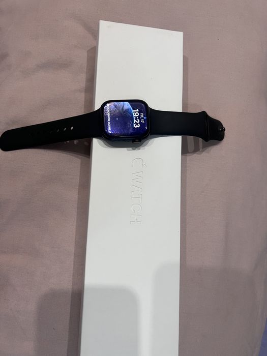 Продам Apple Watch