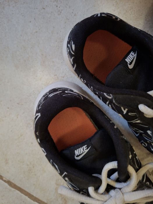 Pantofi Nike 29 Editia Heart