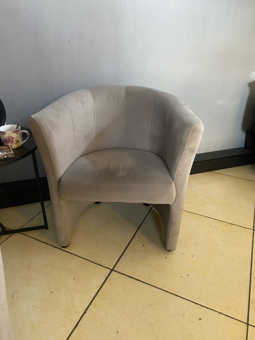 Кресла  мягкие стулья