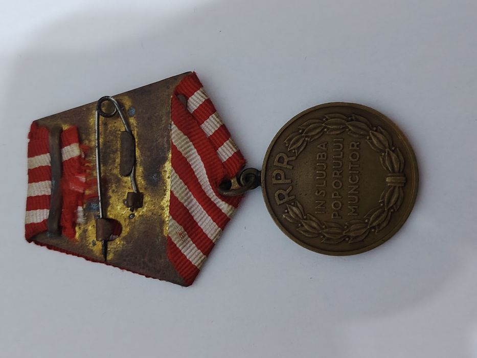 Medalia „Eliberarea de sub jugul fascist” – R.P.R. (Republica Populară