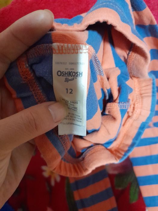 Vând pantalon cu maieu pt dansat