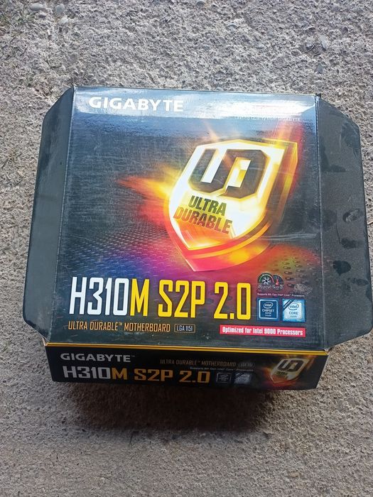 Vand o placa video si doua placi de baza pc