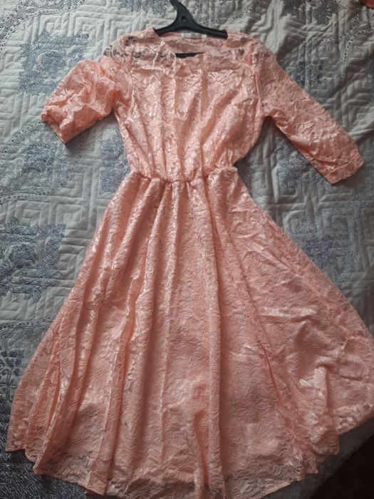 Продам    платье