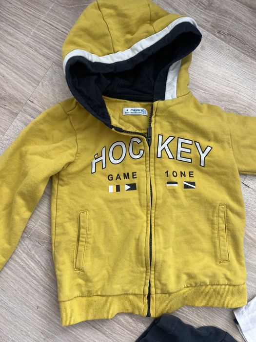 Mayoral суичер и панталон, цената е за двете