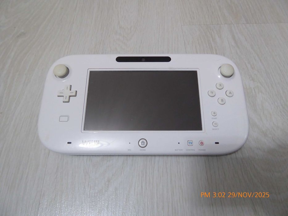 Controler cu display WII U