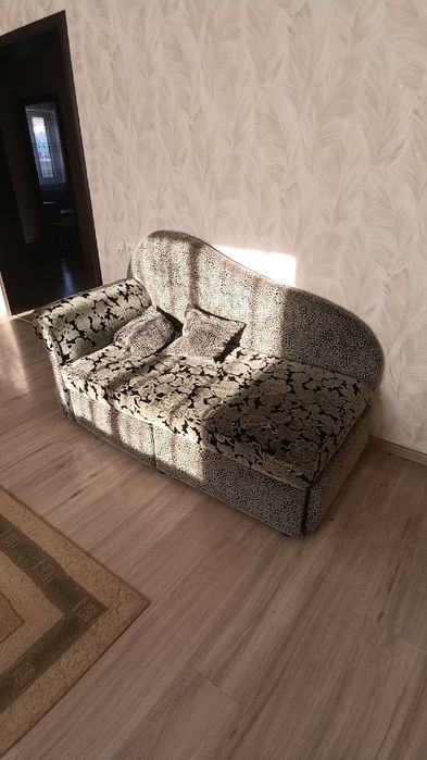 Продам диван-тахту б/у