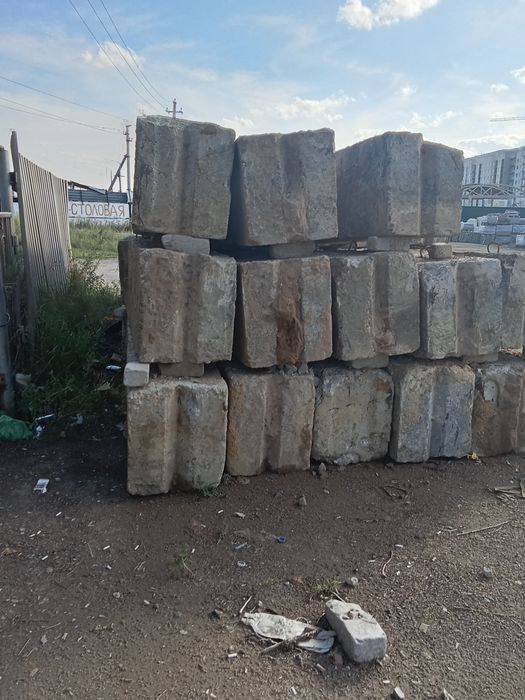 Продам фундаментные блоки ФБС