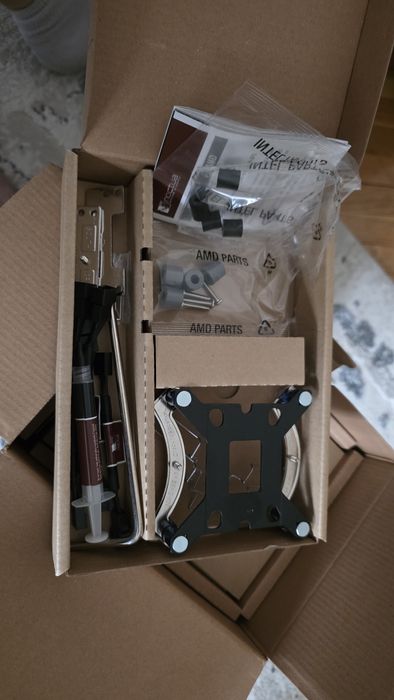 Cooler Noctua NH D15  2x ventilatoare.