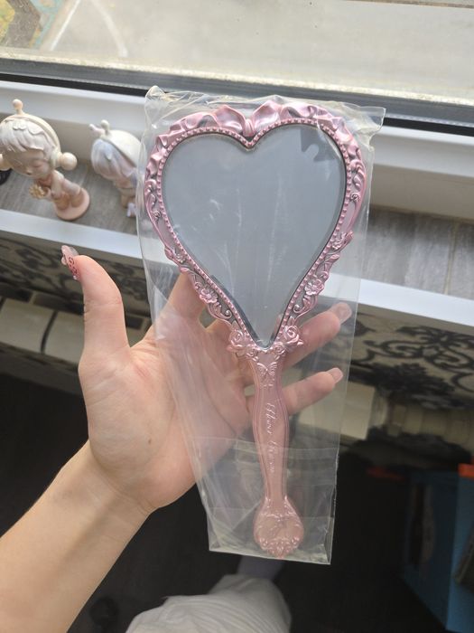 Продам зеркало Flower Knows