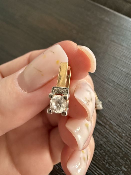 Серьги золотые(комбинированы с белым )