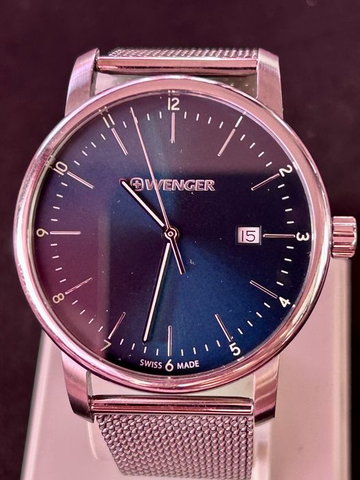 Висококачествен швейцарски кварцов часовник WENGER