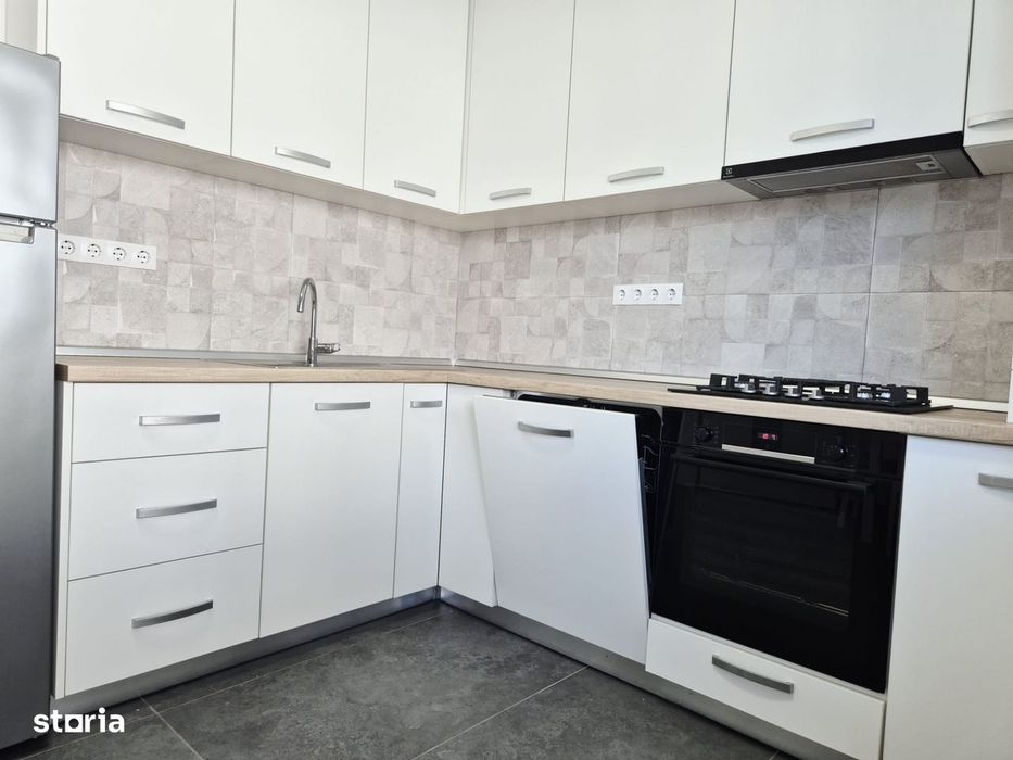 Apartament cu 3 camere de inchiriat | Zona Tribunalului – Piata Avra