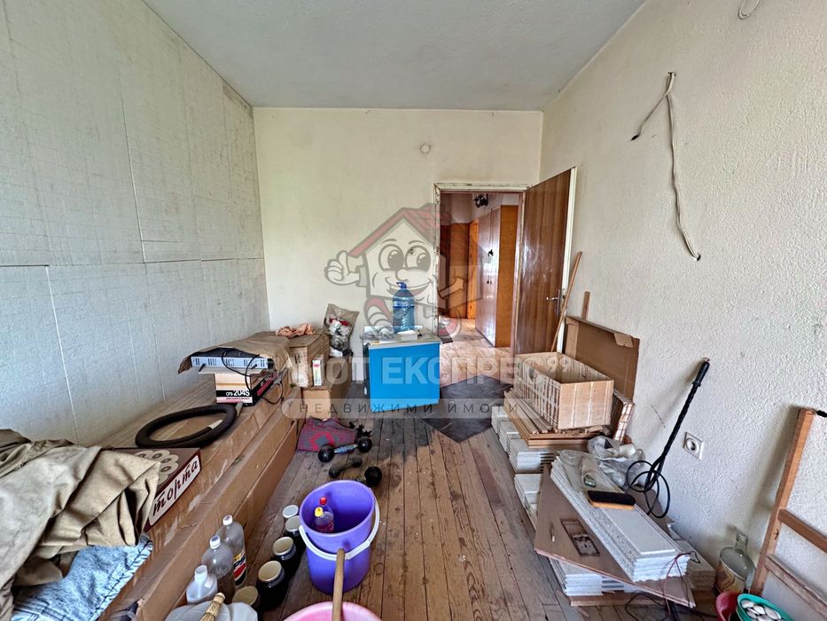 Продава се Многостаен апартамент в Асеновград - 145 кв.м за 725 €/кв.м - Снимка #18