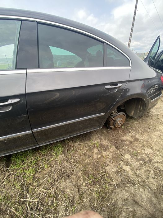 Usa fata spate stanga Passat cc an 2009