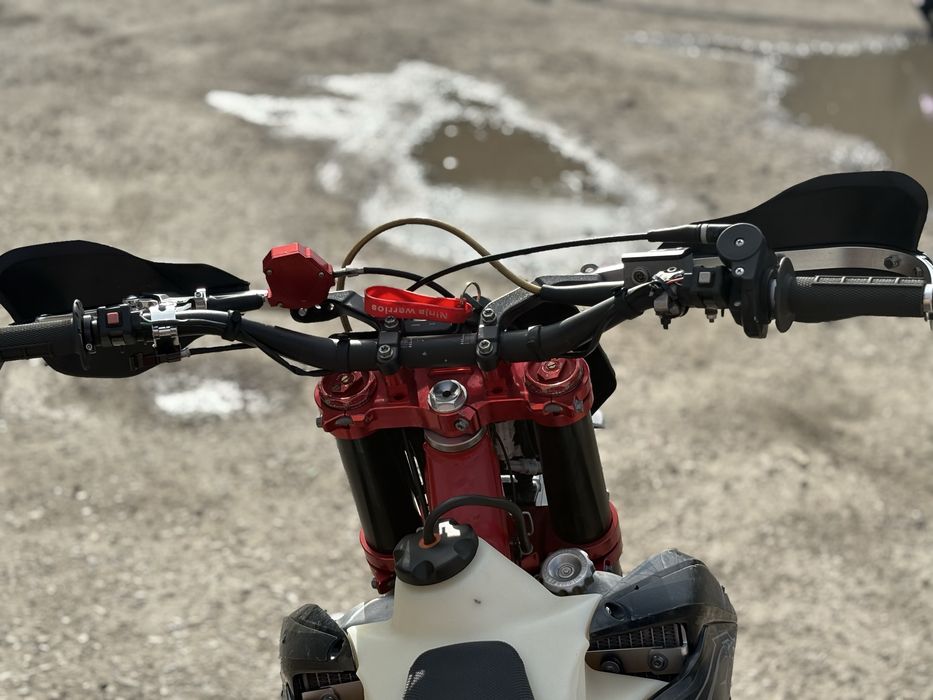 Продам эндуро ajera k8 nb300