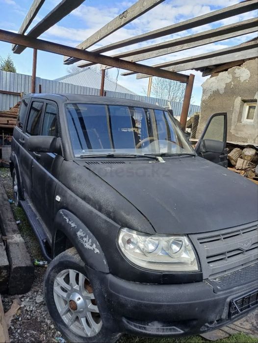 Разбор патриот уаз титанки  р18 спайсера кузов 409 рама двери раздатка
