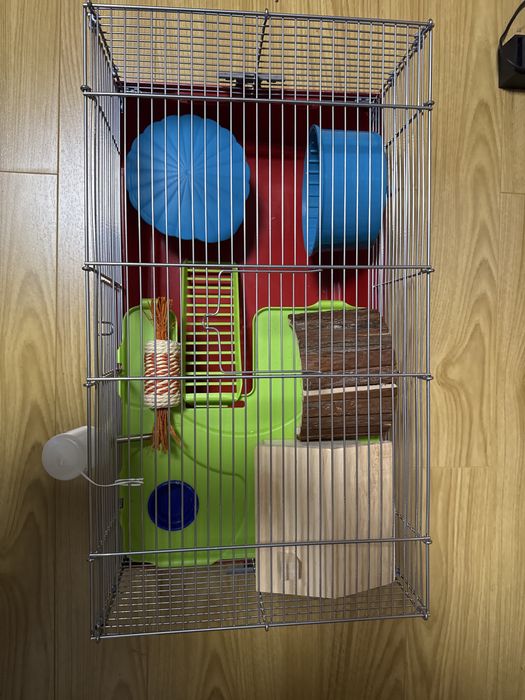 Cusca de hamsteri + alte accesorii
