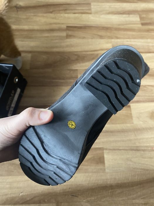 Продам зимние сапоги