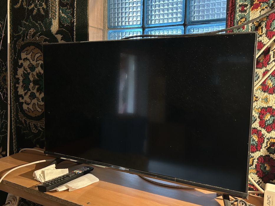 телевизор HISENSE