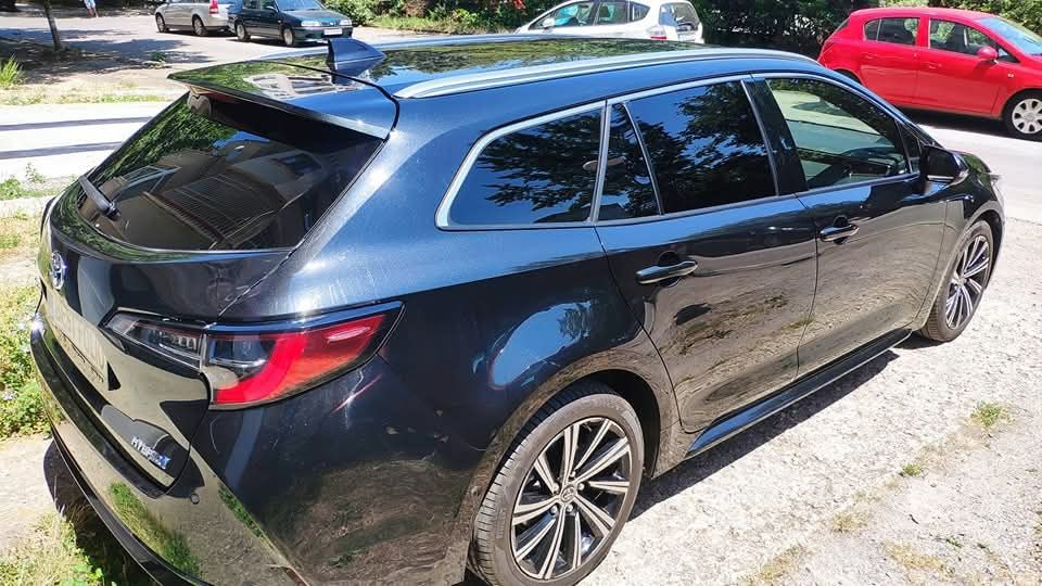 Затъмняване на стъкла, полиране и фолиране на фарове.