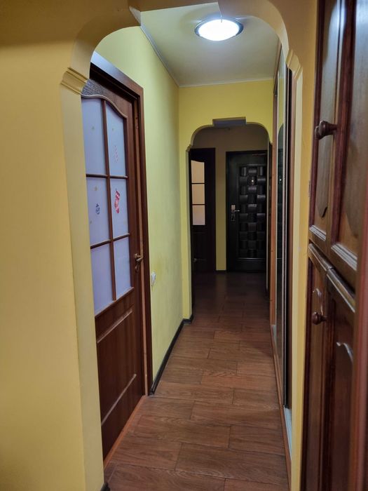 Inchiriez 3 camere