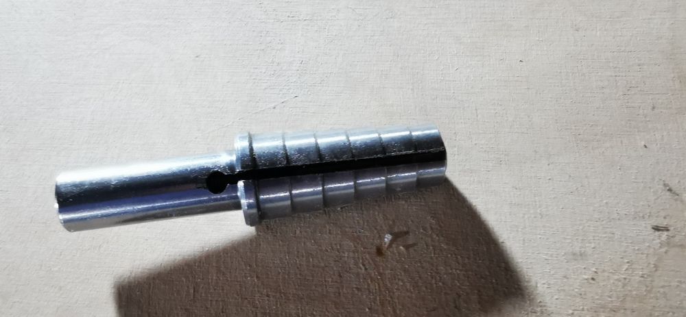 Strung lemn Bernardo DM480VD