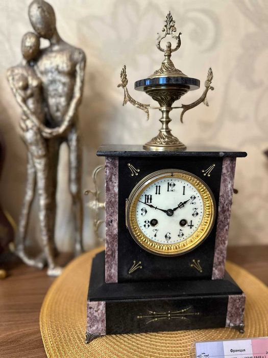 Продавам френски мраморен часовник Japy в колекционерски вид, 1846 г.