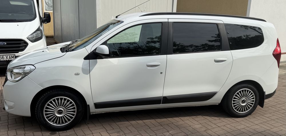Lodgy 1.5 DCI 110 CP 7Locuri