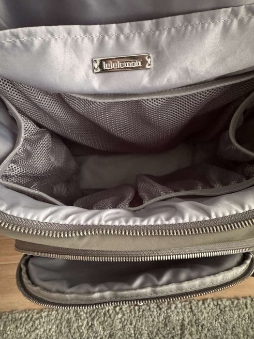 Раница Lululemon за родители