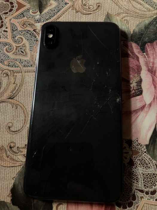 Iphone xs max 64gb
