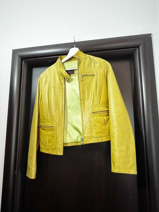 Geaca piele dama -galbena