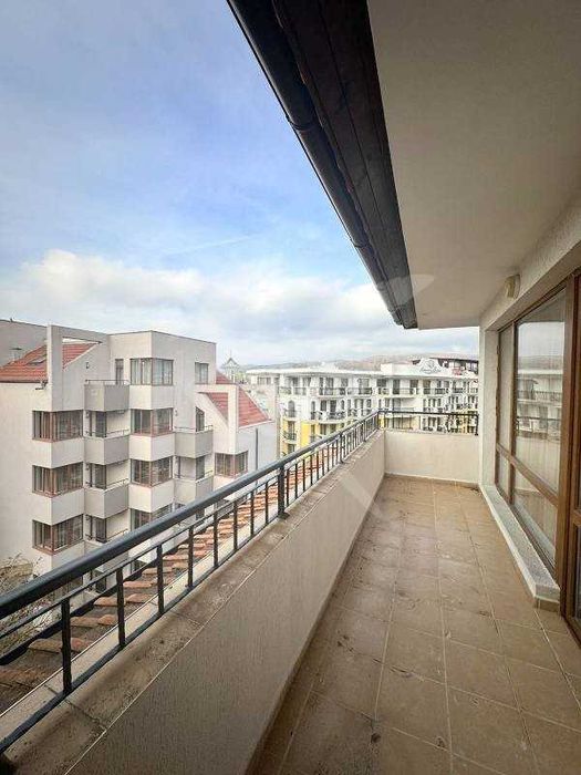 Продава се Двустаен апартамент в к.к. Слънчев бряг - 50 кв.м за 1100 €/кв.м - Снимка #3