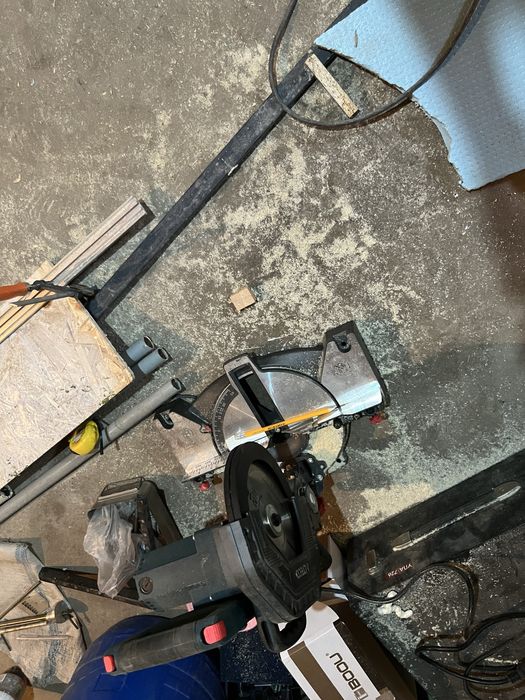 Торцовочная пила/торцовка