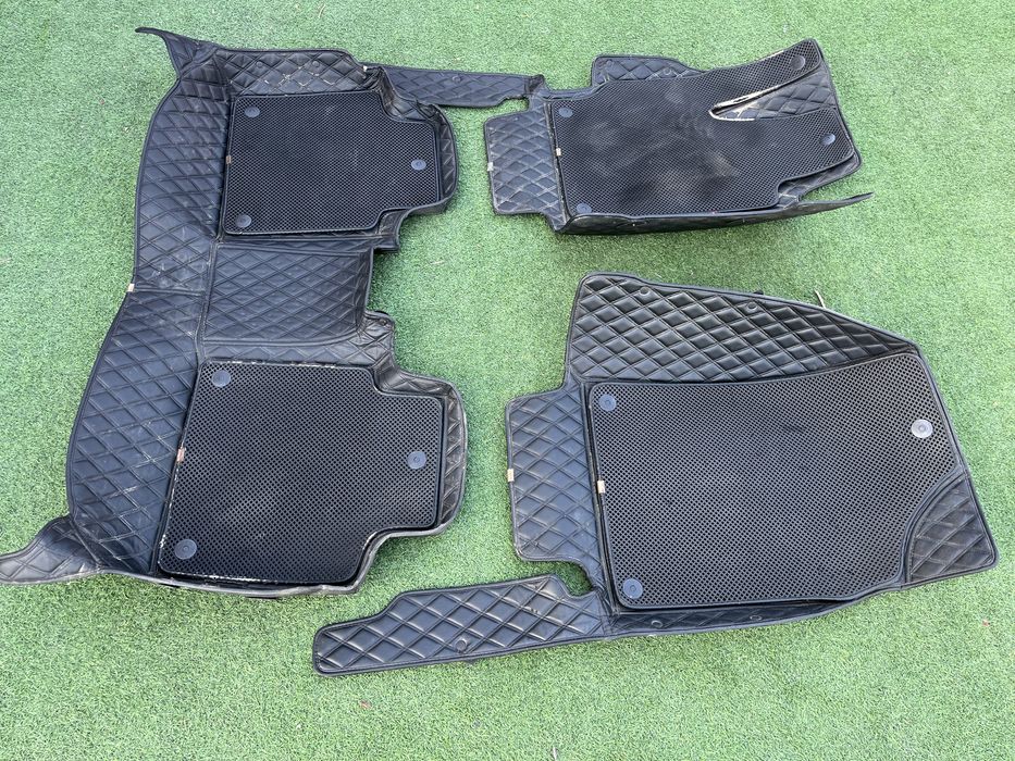 Продам полики 3 д камри 50-55